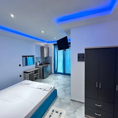 Апартаменты Central Studios Apartments *